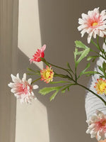 Vintage Meadow Daisy Cluster Artificial Flower Arrangement realistic artificial flower arrangement – product view 3